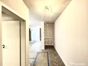 DE VÂNZARE Apartament 1 camera + balcon + gradina 24mp - Zona Aradului 