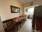 Apartament 3 camere, centrala proprie, zona Lipovei 