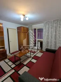 Apartament cu 3 camere, etaj intermediar, zona Sagului