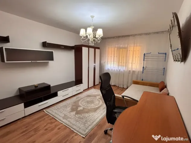 Inchiriez apartament 2 camere decomandat Craiovita Noua