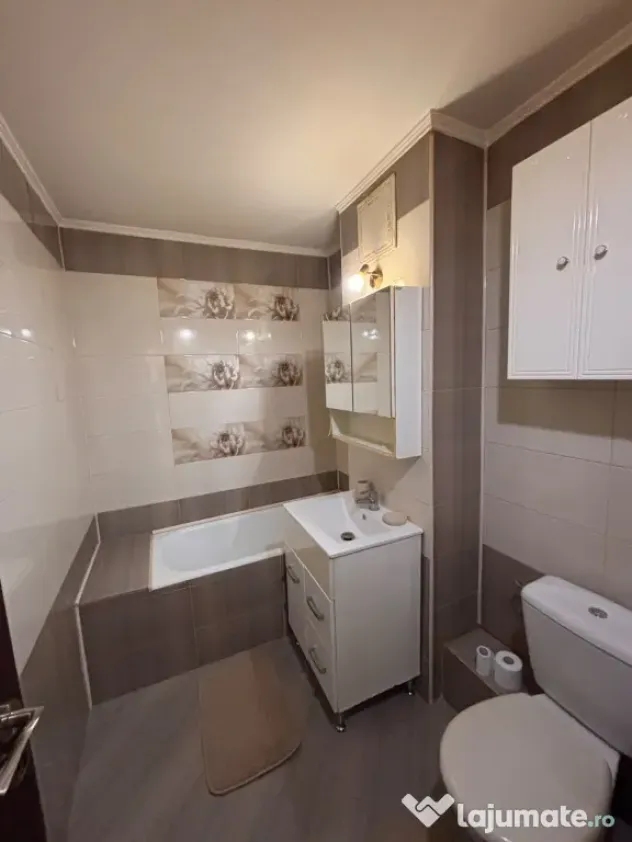Inchiriez apartament 2 camere decomandat Craiovita Noua