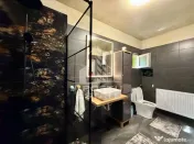 Casa cu 5 camere de vanzare, acces auto, zona Lunei Timisoara 