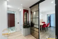Apartament cu 2 camere, amenajat de designer, cu un concept 