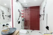 Apartament cu 2 camere, amenajat de designer, cu un concept 