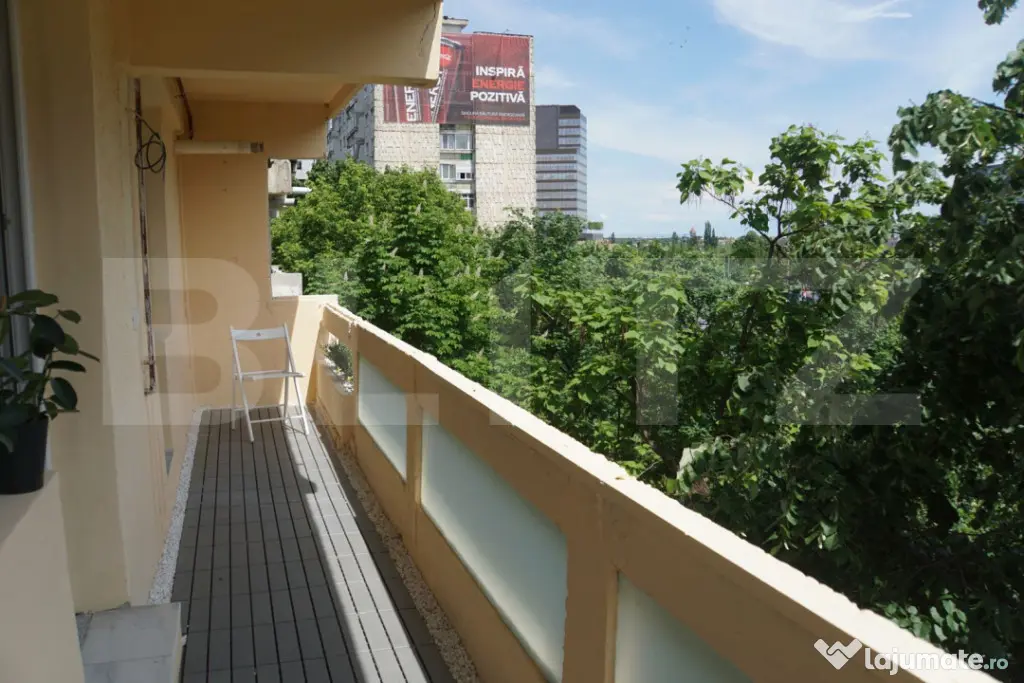Apartament de 3 camere | Circumvalatiunii - Iulius Town | Re - Timisoara (Timis)