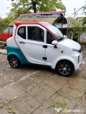 Mașină electrică marca kuba 