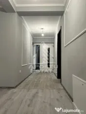 Casa individuala de vanzare, pe parter, 4 camere si 2 bai, Parta 