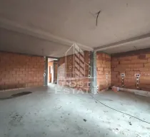 Casa noua individuala de vanzare, pe parter, 4 camere si 2 bai, Sag