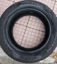 Vand anvelope iarna KUMHO 235/55/R18, DOT 29/23 in stare f. buna. 