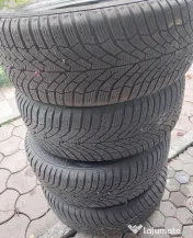 Vand anvelope iarna KUMHO 235/55/R18, DOT 29/23 in stare f. buna.