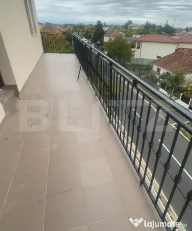 Apartament cu 3 camere, 52 mp, zona Aurel Vlaicu - Satu Mare (Satu-Mare)