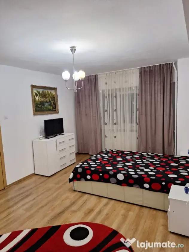 Inchiriez garsonieră Brazda