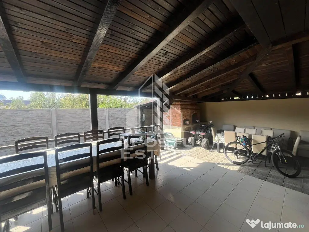 Casa/Vila 5 camere, Frumuseni - Frumuseni (Arad)