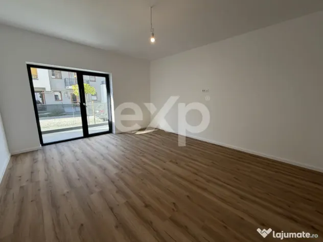 Apartament 2 camere decomandat, parter, tractorul nou, Cores - Brasov (Brasov)