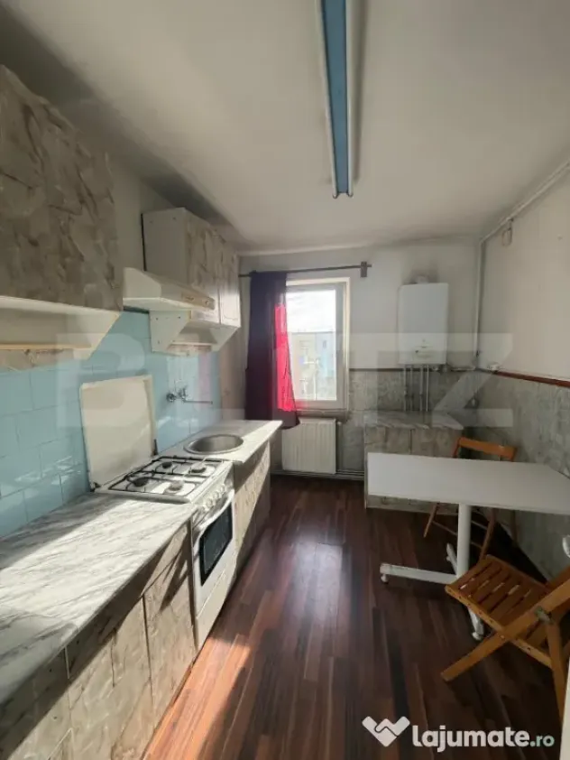 Apartament de vanzare - 2 camere - Zona Dambu Pietros - Targu Mures (Mures)