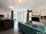 Apartament modern, 3 camere, 65 mp utili + 40 mp gradina - V