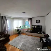 Apartament decomandat cu 4 camere, Focșani