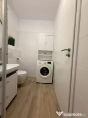 Apartament 2 camere, decomandat, 51 mp utili, etaj 4, loc de 