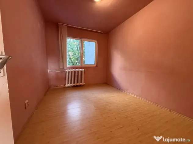 Apartament 3 camere, etaj 2, semidecomandat - Piata Doina - Timisoara (Timis)