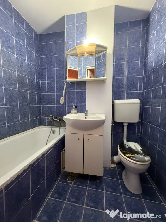 Apartament 3 camere, etaj 2, semidecomandat - Piata Doina - Timisoara (Timis)