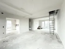 Triplex modern, 4 camere, 140 mp utili, 330 mp teren - Sanan