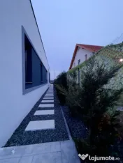 Duplex 4 camere, despartit prin dressing, 93mp, 360 mp teren
