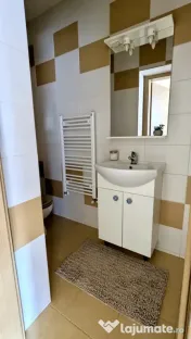 Penthouse 3 Camere, 2 bai, decomandat, 100 mp utili - Zona A 