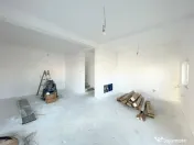Duplex 4 camere zona excelenta - Mosnita Veche