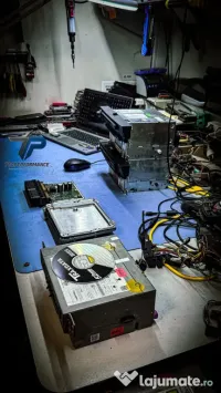 Reparatii navigatii BMW CCC CIC NBT EVO | Ecran negru, restarturi 