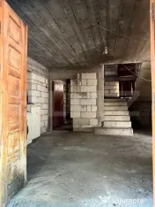 Casă locuibilă + casă P+1 la roșu, 839 mp teren, zona ce 