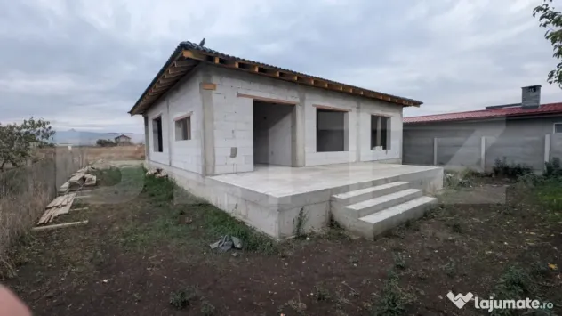 Casă de vânzare, 115 mp, zona Sud - Alba Iulia (Alba)