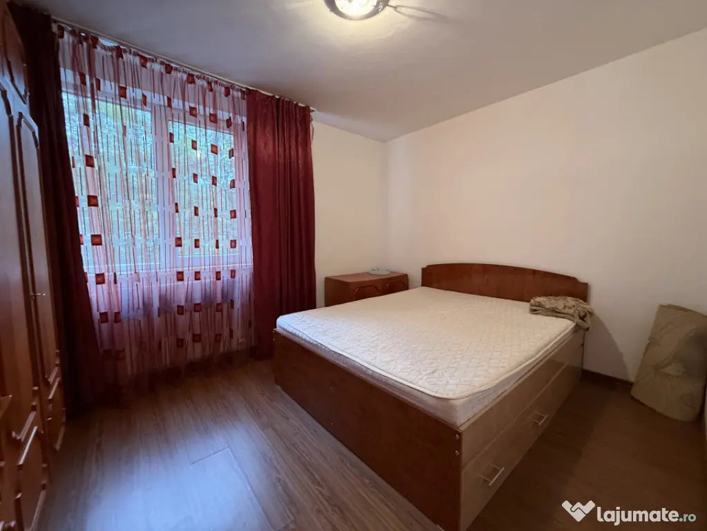 NEPTUN, 3 camere, etaj 3, semi-decomandat - Tulcea (Tulcea)