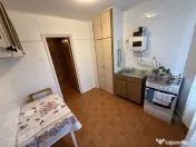 NEPTUN, 3 camere, etaj 3, semi-decomandat 