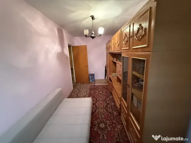 NEPTUN, 3 camere, etaj 3, semi-decomandat - Tulcea (Tulcea)