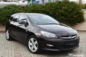 Opel Astra an 2014 motor 1.7 diesel culoare maro 