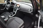 Opel Astra an 2014 motor 1.7 diesel culoare maro 