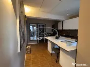Apartament 2 camere, cu parcare, strada Muresului