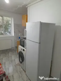 Apartament 3 camere de inchiriat 