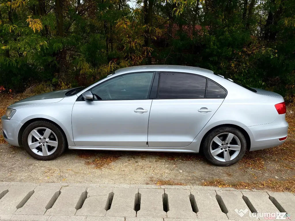 Volkswagen Jetta 2011 | 1.6 TDI DSG | 204.400 km Reali | Cutie automată REPARATĂ - Pantelimon (Bucuresti-Ilfov)