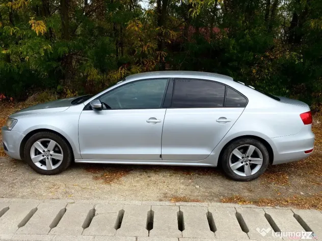 Volkswagen Jetta 2011 | 1.6 TDI DSG | 204.400 km Reali | Cutie automată REPARATĂ - Pantelimon (Bucuresti-Ilfov)