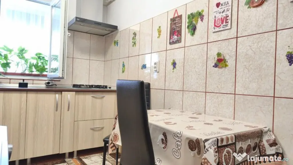 Apartament decomandat 3 camere in Deva, zona Iuliu Maniu - Deva (Hunedoara)