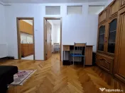 Apartament cu 2 camere| etaj intermediar| centrala proprie| 