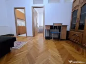 Apartament cu 2 camere| etaj intermediar| centrala proprie| 