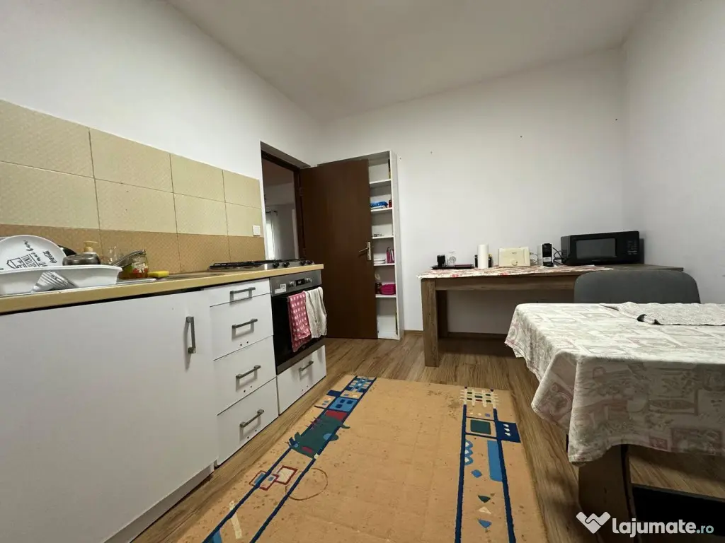 Casa individuala | Parter + Etaj + Pod | Asfalt | Comision 0 - Sanmihaiu German (Timis)