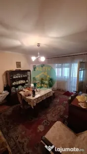 DE VÂNZARE – APARTAMENT CU 2 CAMERE, 2 BALCOANE, ZONĂ CENTRALĂ! 