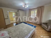 Casa individuala de vanzare 3 camere curte si gradina Beclea 