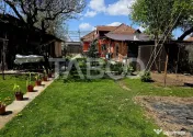 Casa individuala de vanzare 3 camere curte si gradina Beclea 