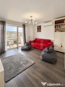 Apartament 3 camere, 64 mp, bloc nou, parcare, zona Semicent