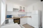 Garsonieră renovată de închiriat, Str. Lânii 34, Brașov – 350 €/lună 