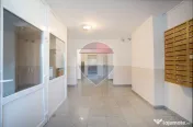 Garsonieră renovată de închiriat, Str. Lânii 34, Brașov – 350 €/lună 